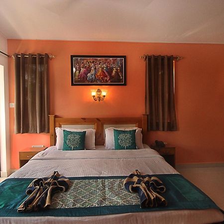 Lui Beach Resort Кандолим Экстерьер фото